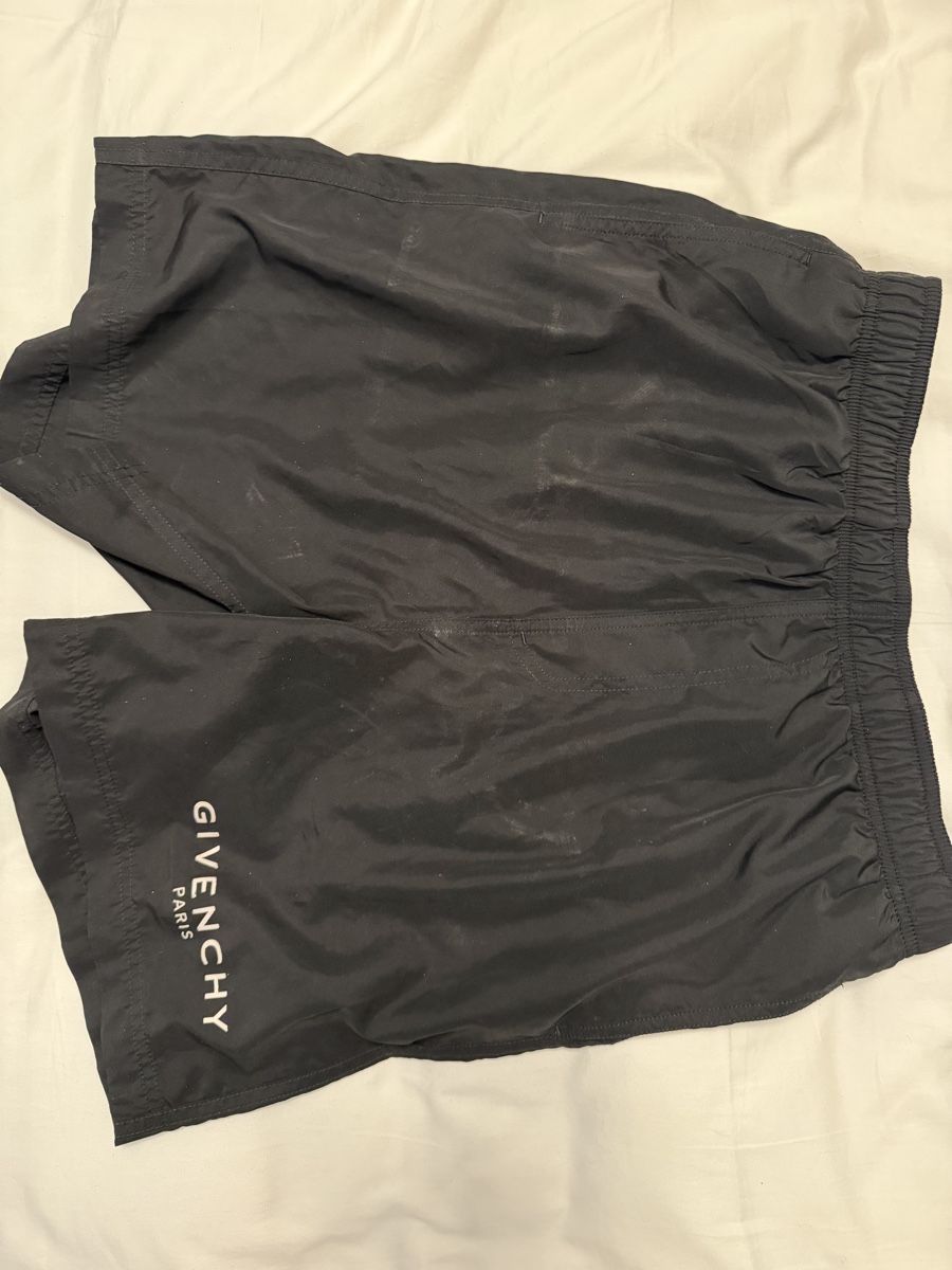 Badehosen: Set di 2 Costumi da bagno Vilebrequin e Givenchy – Gebraucht aus Lugano von can_xdd8 1