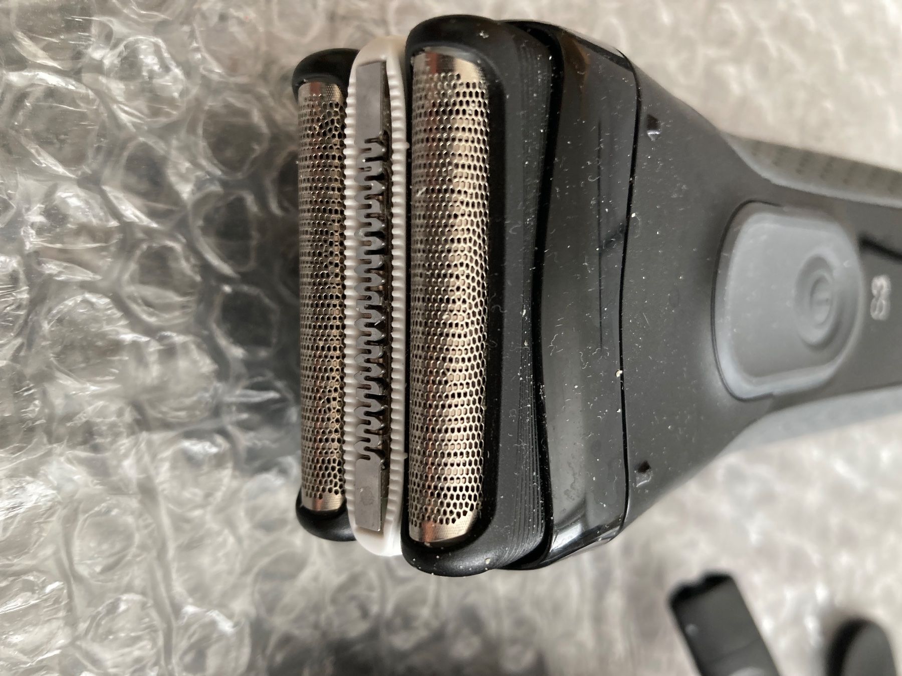 Rasoi & Lamette da barba: Rasierer Braun Series 3 - 3000s – Usato da Zofingen venduto da Zofi2 1
