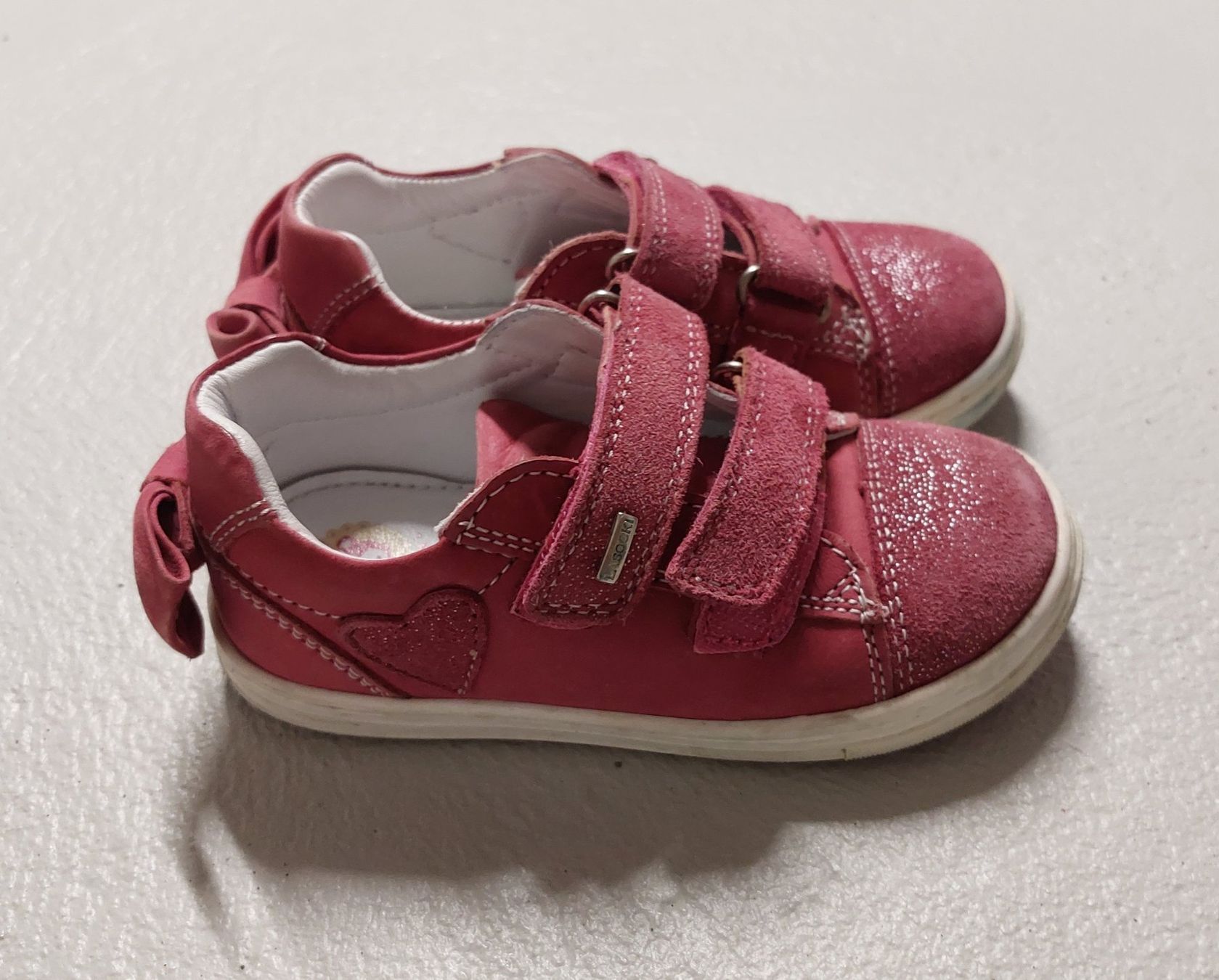 Schuhe für Mädchen: Lasocki Sneaker Grösse 25 – Gebraucht aus Hefenhofen von mar_pm5k 2