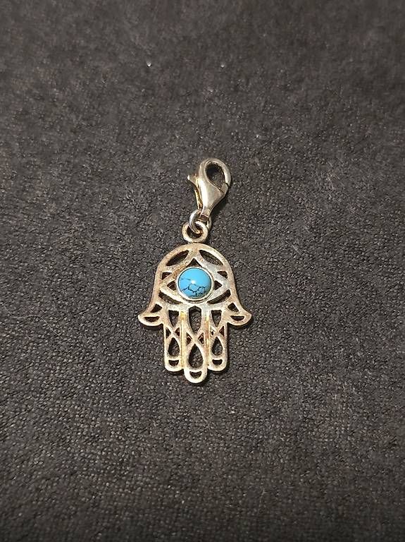 Thomas Sabo Ciondoli: Thomas Sabo Anhänger "Hand der Fatima" – Usato da Ebikon venduto da len_vv8s