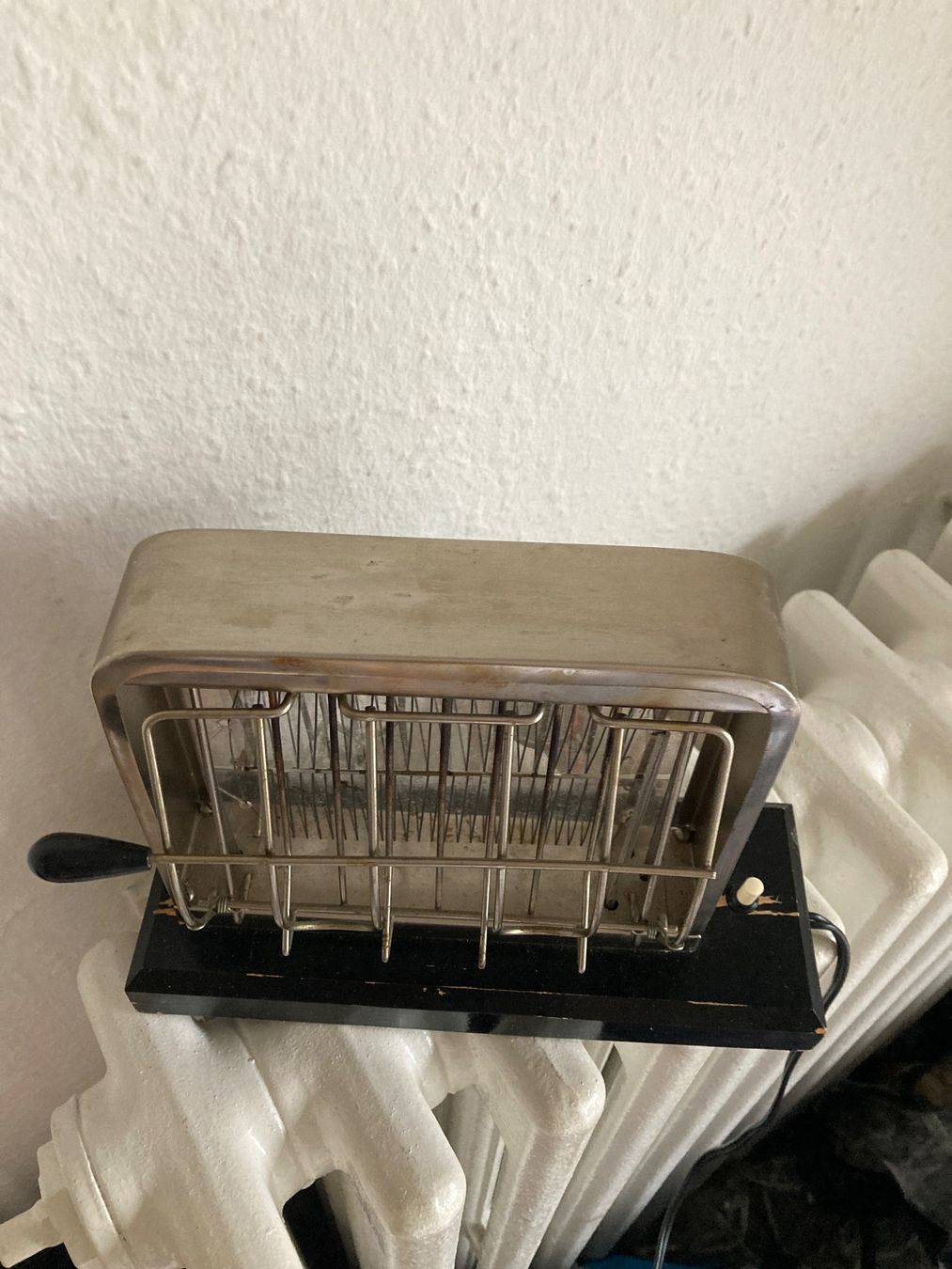 Grillepain vintage des années 50 Déco cuisine rétro! (D'occasion) à — free download