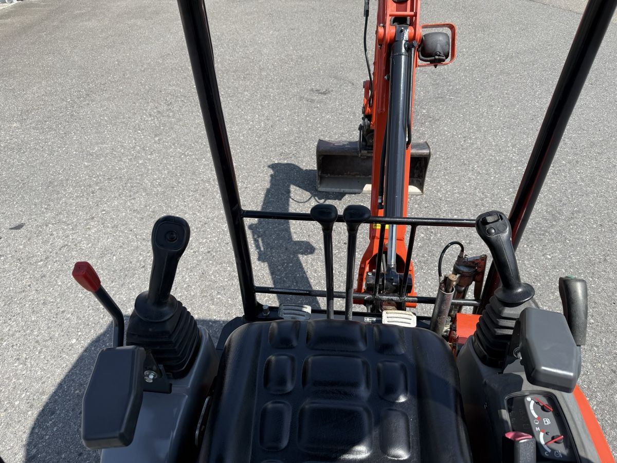 Kubota Escavatori: Bagger Kubota U17-3a – Usato da Sempach Station venduto da Gosler86 3
