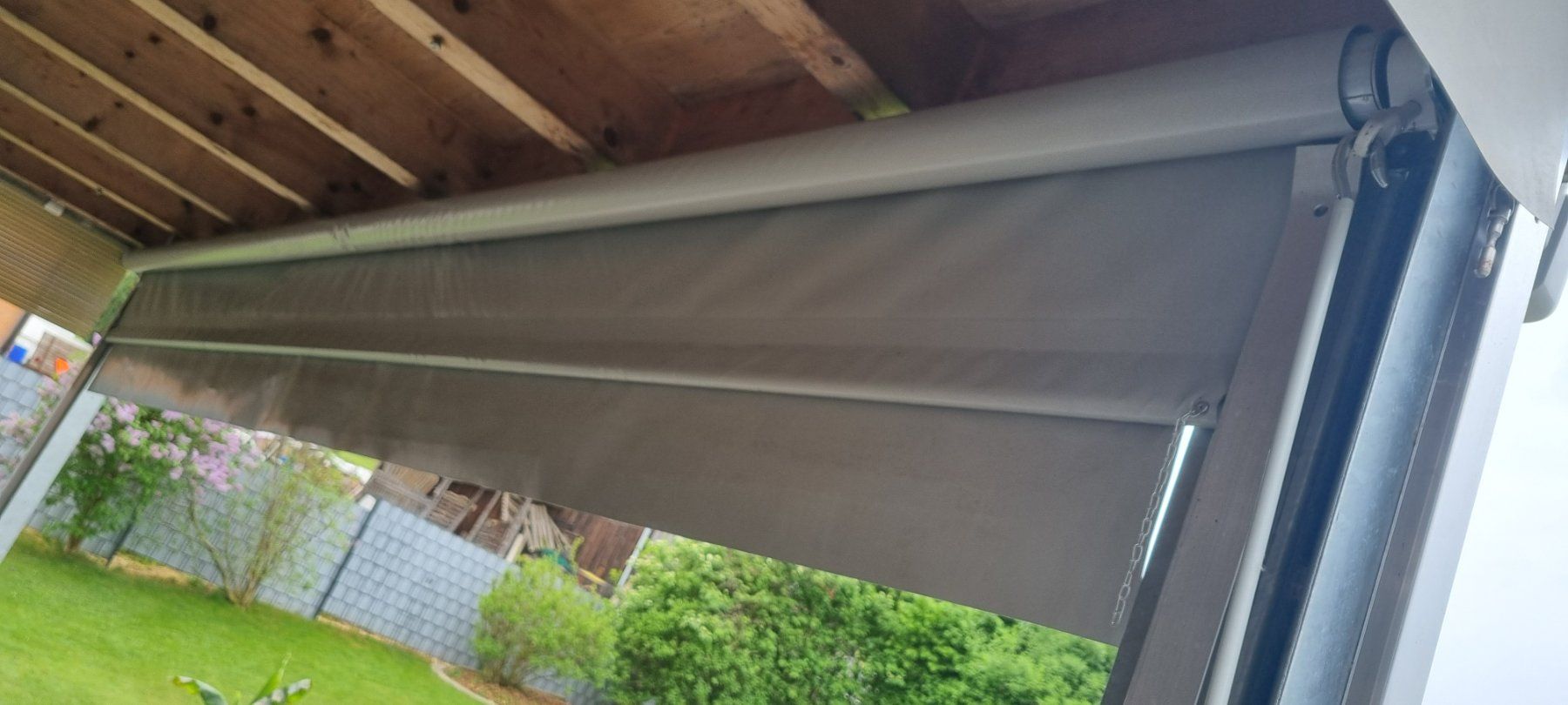 Tende da sole: Balkon Windschutz Rollo, neuwertig – Usato da Gossau SG venduto da juergDaenzer 2