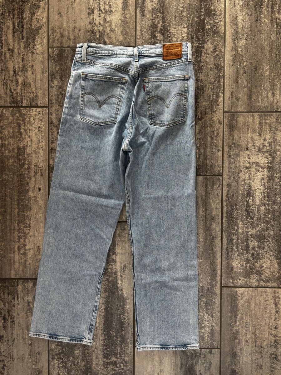 Levi's Jeans: Levi's Jeans Ribcage Straight – Usato da Hilterfingen venduto da lavendu 4