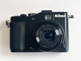 Nikon Coolpix P7000
