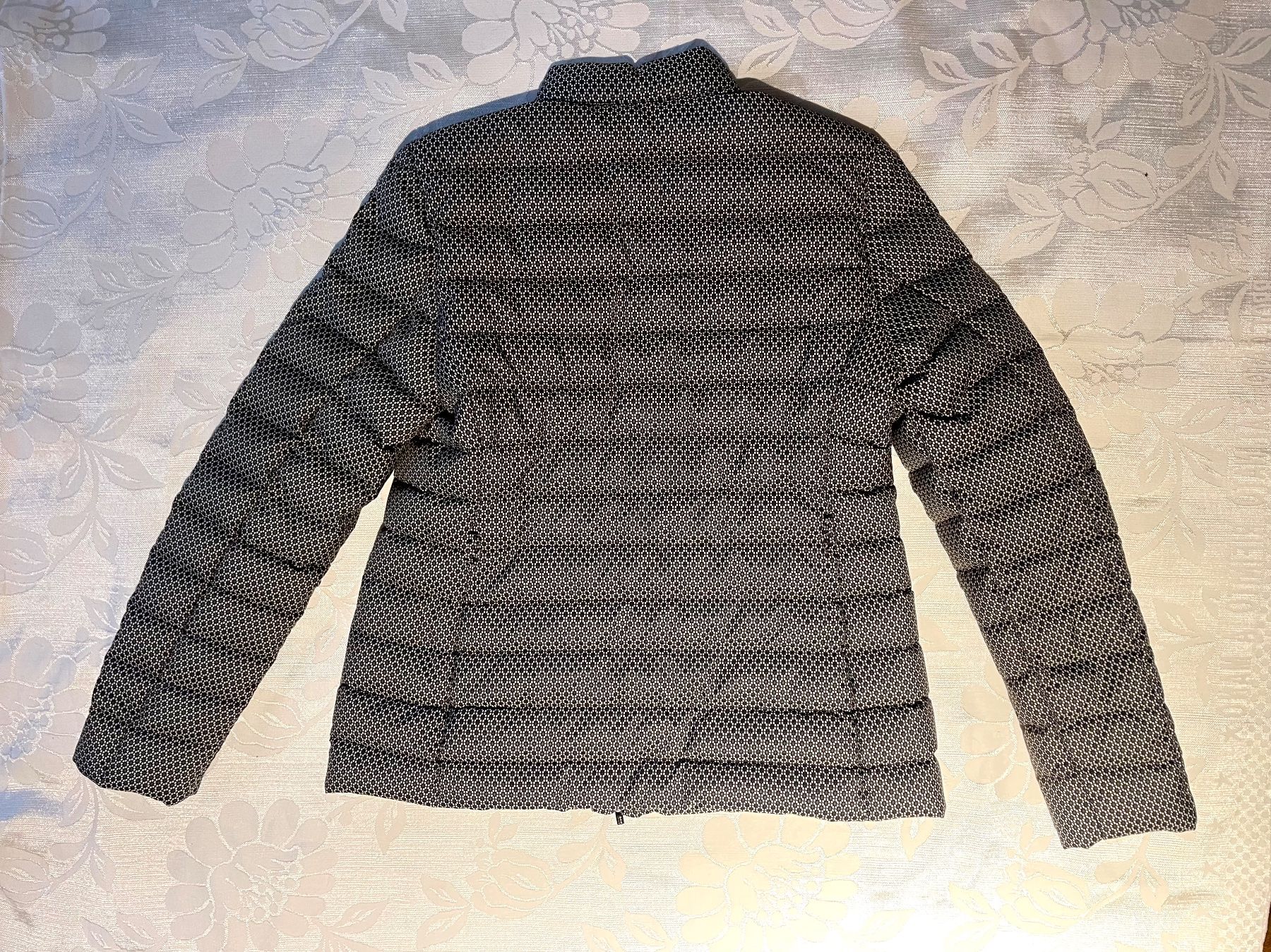 Armani Giacche: Armani new jacket 40 800€! – Nuovo (secondo la descrizione) da Barna venduto da orbuyorcry 5