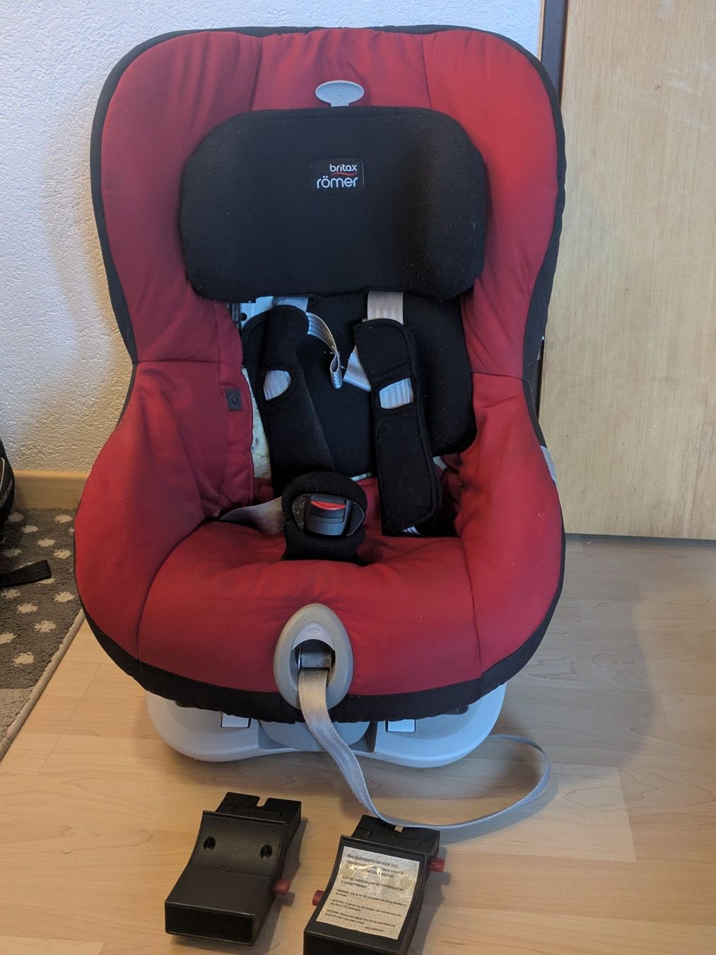 Seggiolini per auto: Britax Römer Kindersitz King II – Usato da Einsiedeln venduto da Nadin27