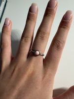 Zarter Ring mit rosa Stein, Modeschmuck