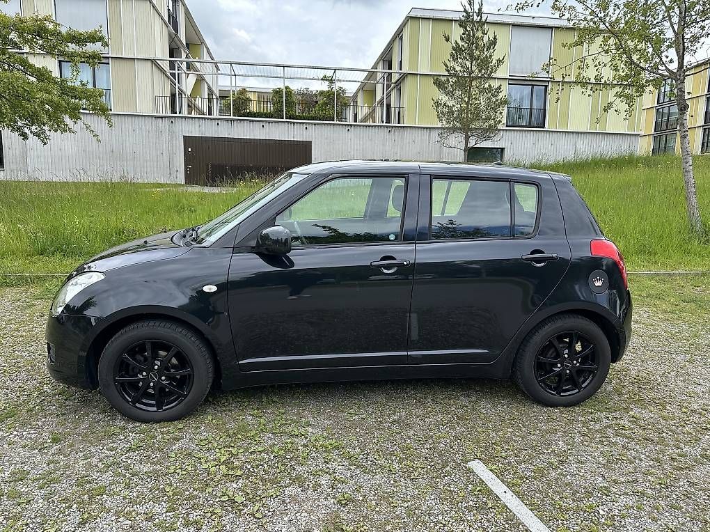 Suzuki Automobili: Suzuki Swift ab MFK – Usato da Gossau ZH venduto da Evynephryn 1