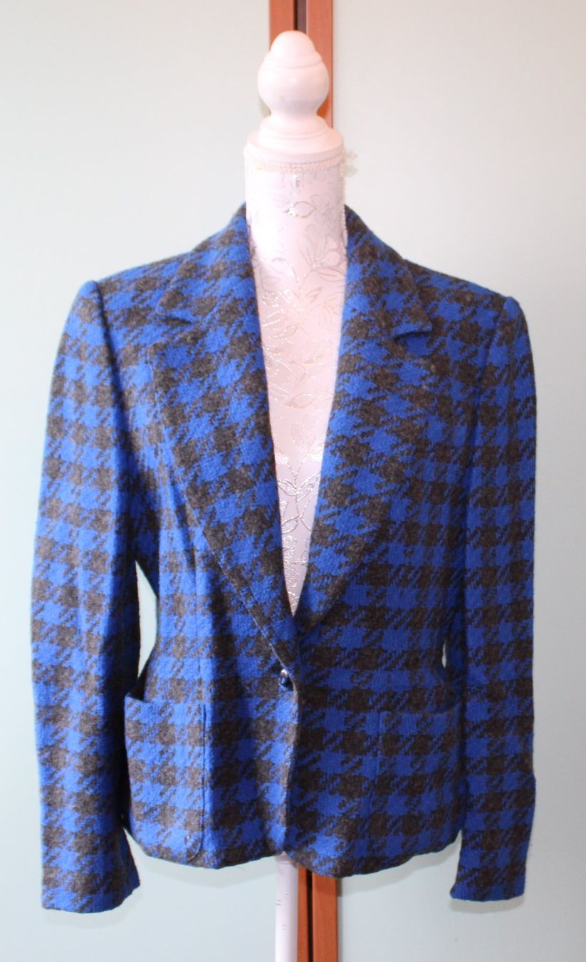 Jacken: Blazer von *FOUKS* – Gebraucht aus Schaan von antikes_und_kurioses