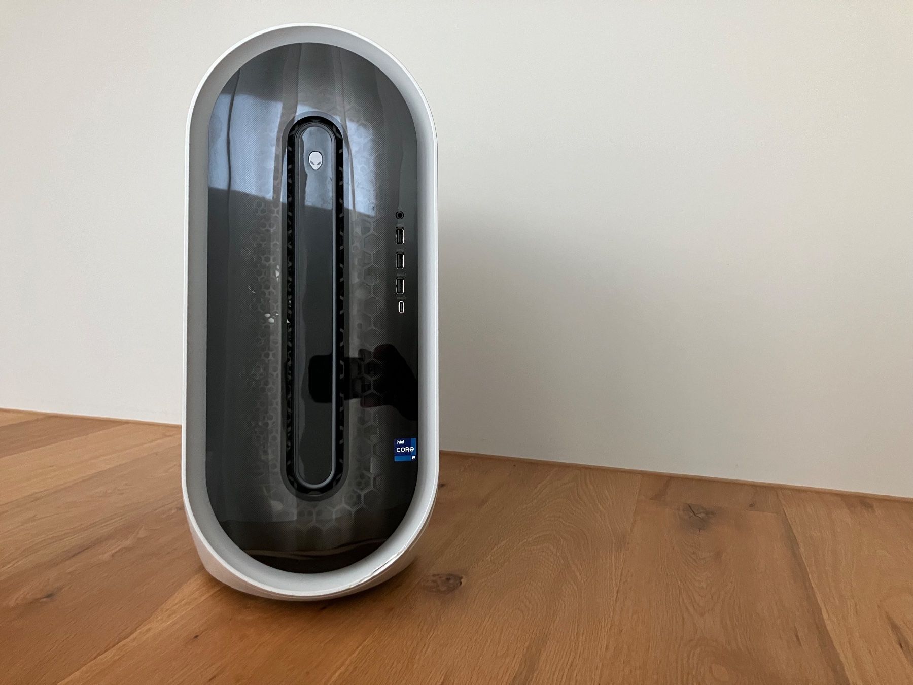 Alienware PCs: Alienware Aurora R13 (I9 Processor) – Gebraucht aus Giswil von .Gery. 3