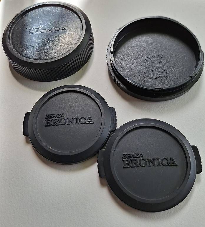 Bronica Obiettivi: Zenza Bronica Objektivdeckel Set + Gehäusedeckel – Usato da Rüti ZH venduto da Liliane_market