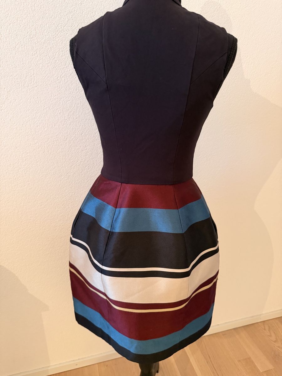 Ted Baker Kleider: TED BAKER Kleid Size 1 – Gebraucht aus Rorschach von nan_8rts 2