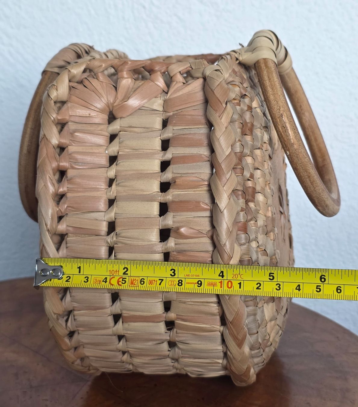 Borse da donna: Vintage Korbtasche mit Holzgriffen, einzigartig! – Usato da Rheinsulz venduto da Dred 5