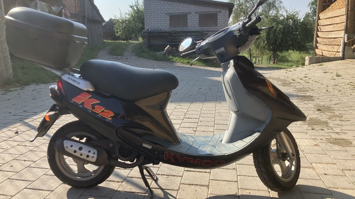 Kymco Strada: Kymco K 12 Roller – Usato da Gondiswil venduto da havre