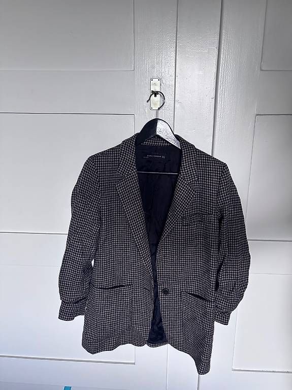 Zara Giacche: Schmal geschnittener Blazer in Grösse S – Usato da Bern venduto da viddra 1