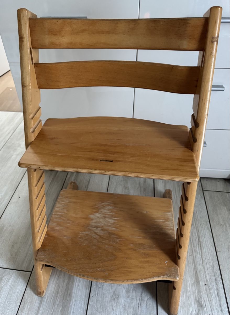 Stokke Seggioloni: Stokke Tripp Trapp Hochstuhl Holz  – Usato da Gelterkinden venduto da Familienferien