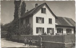 Landwirtschaft/Bauernfamilie mit Ziege+Hund 1920 ZH/AG?