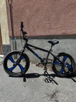 BMX Velo mit blauen Akzenten – perfekt für den Sommer! 55