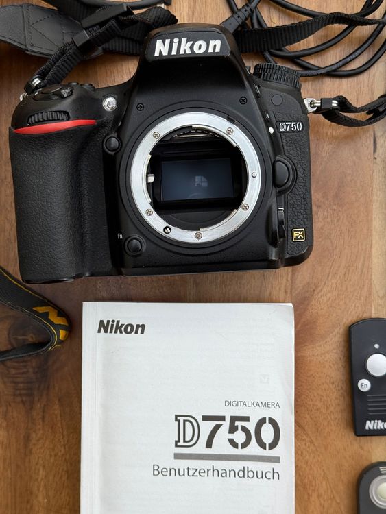 Nikon Appareil photo: Nikon D750 mit Nikkor 24-85mm AF-S Objektiv & tollem Zubehör – D'occasion à Islisberg par Goodvalue 1