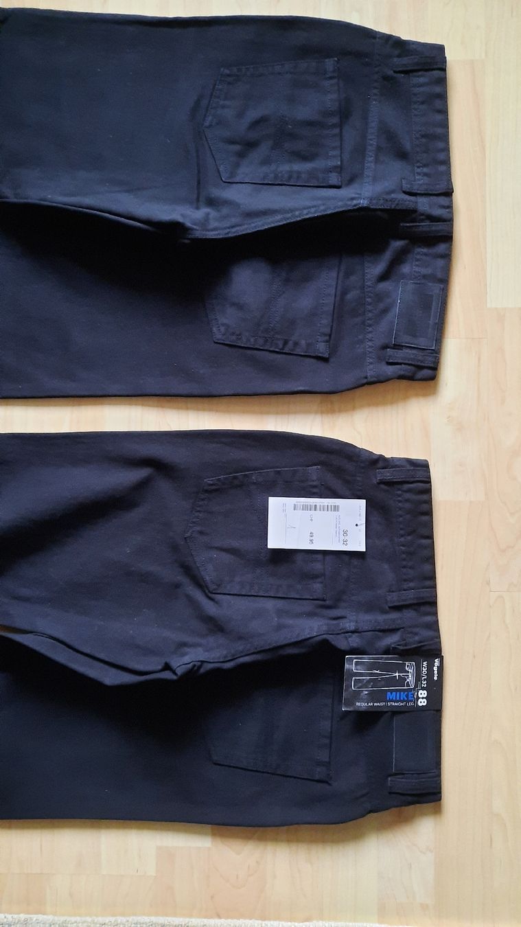 Jeans: 2 schwarze Jeans Denim Gr: 30 / 32 – Usato da Chur venduto da Erasi 3