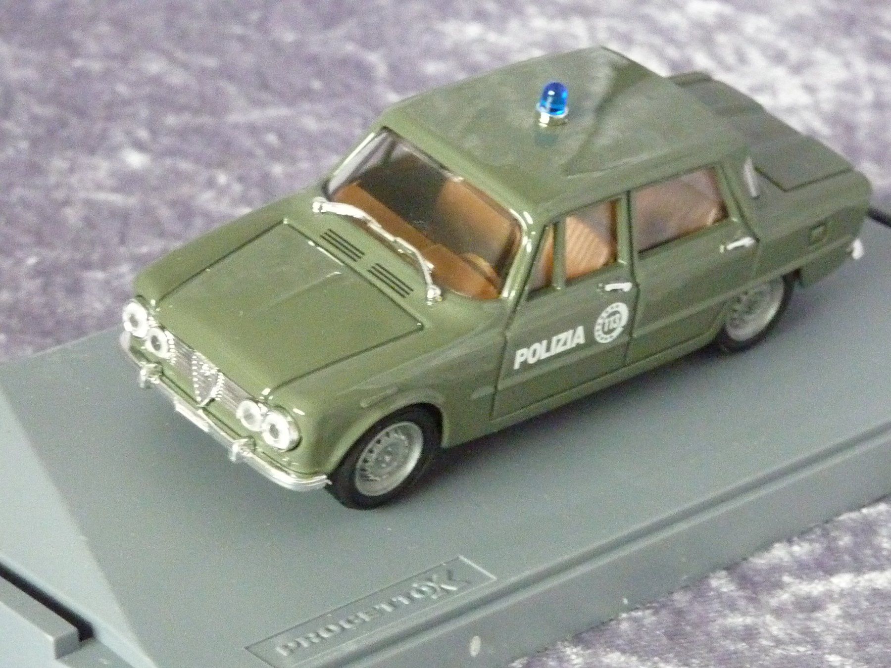Alfa Romeo Modellautos: Alfa Romeo Giulia Polizia 1962  1:43 – Neu (gemäss Beschreibung) aus Dürrenäsch von modellautos4you 1