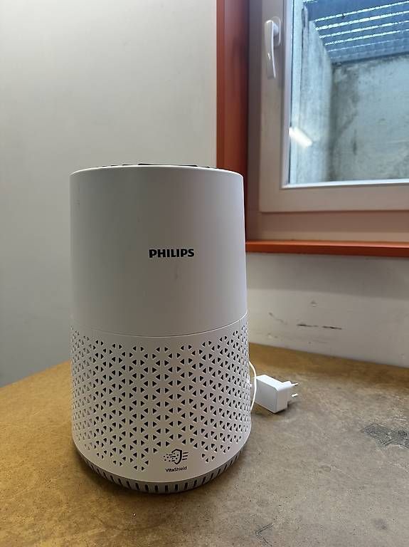 Purificatori d'aria: Philips Luftreiniger Air Purifier VitaShield HEPA Filter – Usato da Bonstetten venduto da YinNation