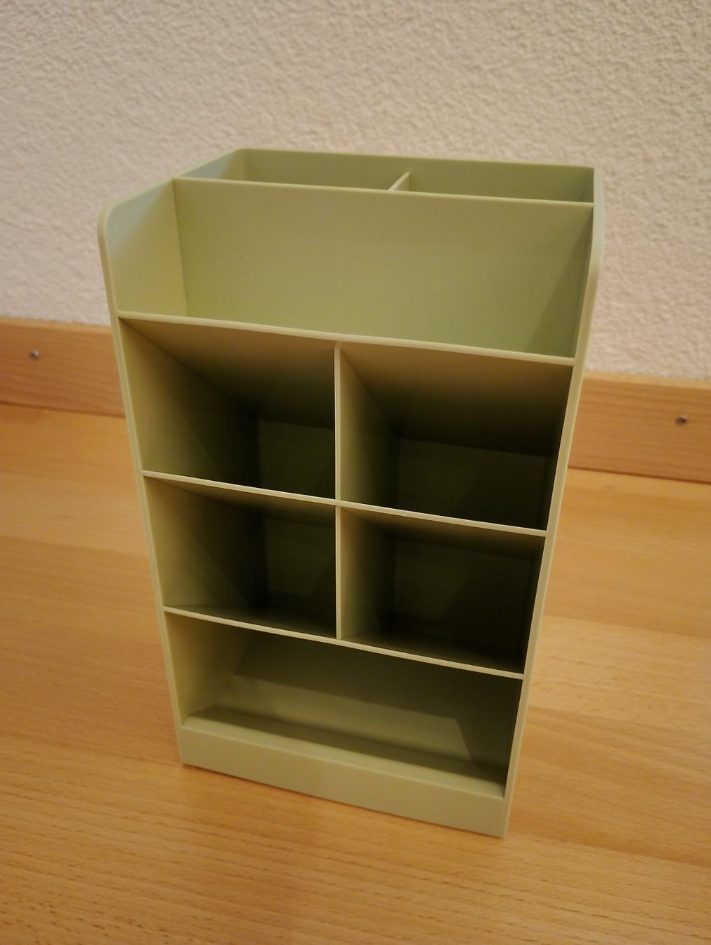 Wandhalterungen: Stiftebox/Stiftehalter – Gebraucht aus Ehrendingen von 2Guagua2