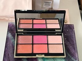 SUQQU Powder Blush Compact 101