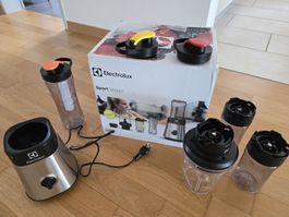 Electrolux Sport Blender neuwertig mit Zubehör-Set 🍓💨