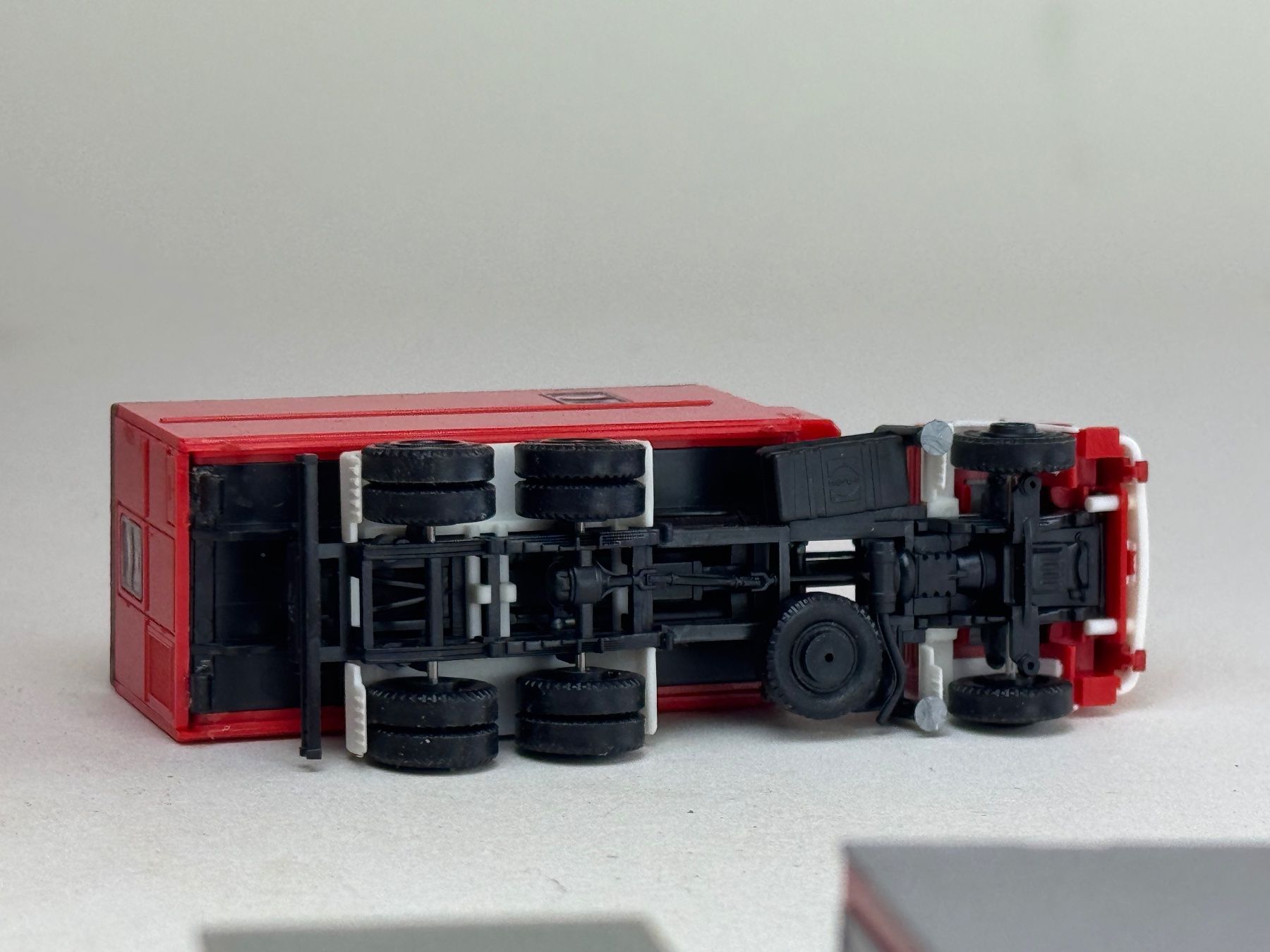 Herpa Modellini d'auto: VE1- Herpa MAN Feuerwehr mit Preiser Absetzcontainer – Usato da Elm venduto da Wikmtz 2