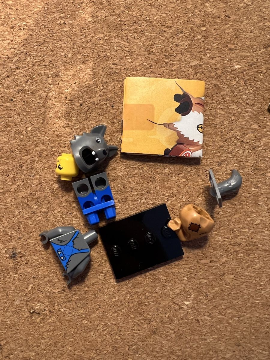 Lego Kit di costruzioni: Lego Minifigures serie 23 – Nuovo (secondo la descrizione) da Giubiasco venduto da Simone927lilla 1