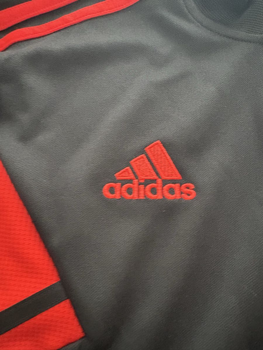 Bayern München Jacken: Fc Bayern Trainingsjacke 22/23 – Gebraucht aus Domat/Ems von tim_lq6b 2
