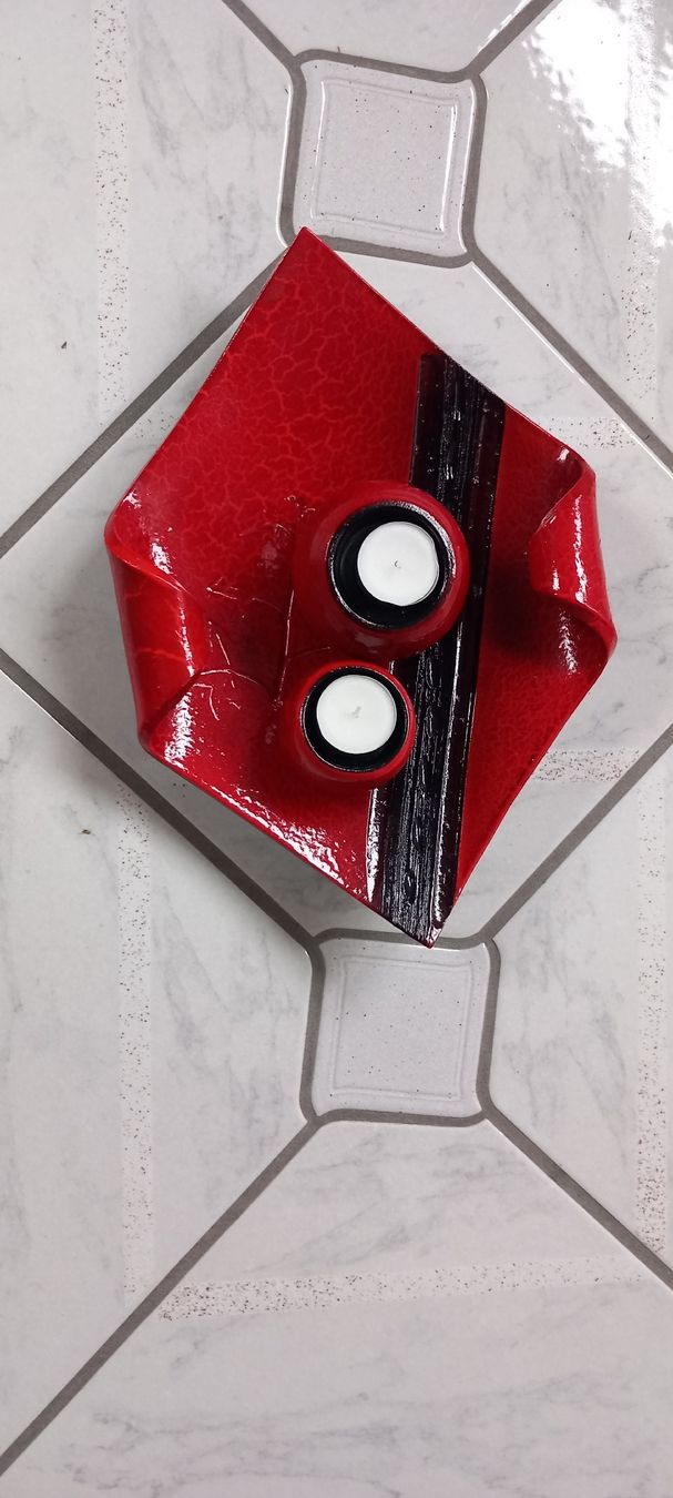 Tutte le decorazioni: Rote Deko Schale mit Kerzenständer – Usato da Buttikon SZ venduto da MH1976 5
