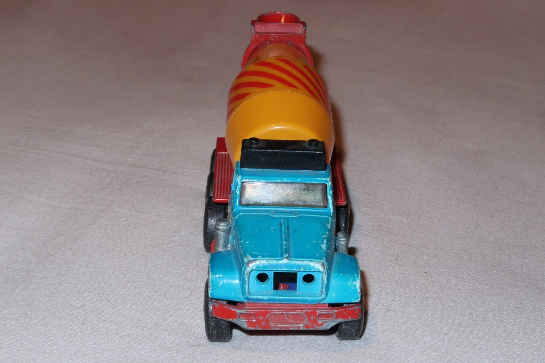 Matchbox Modellini d'auto: Matchbox Super Kings K-6 Cement Mixer – Usato da Muttenz venduto da Laeckerlihamschter 2