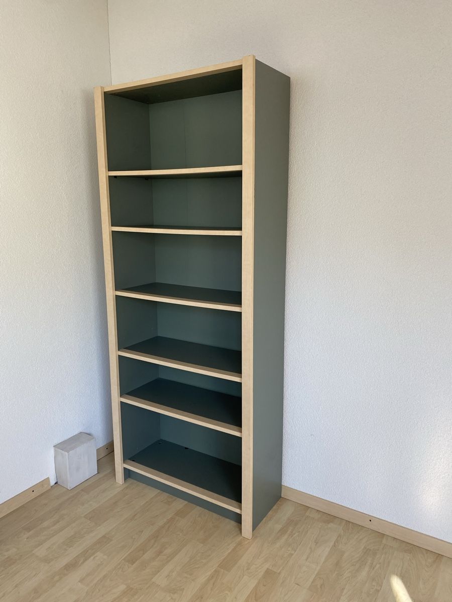 Scaffali: Massives Regal / Bücherregal – Usato da Freienstein venduto da 16pfischti 1
