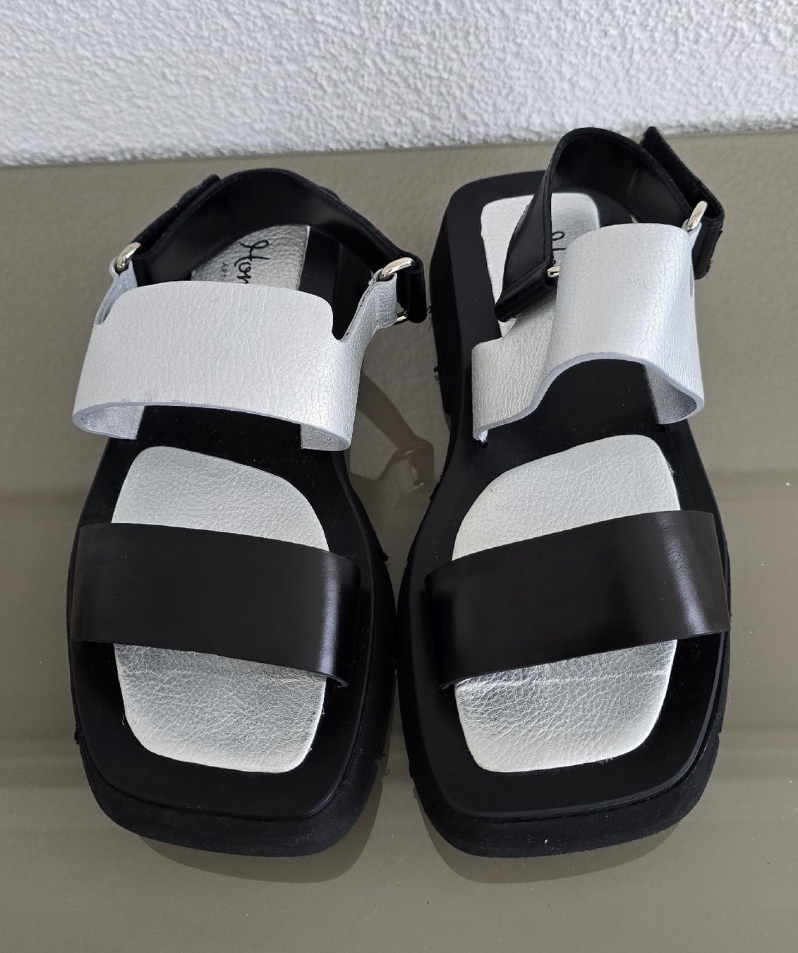 Scarpe da donna: Sandale Homer's 36 schwarz/Silber Leder – Nuovo e nell'imballaggio originale da Untereggen venduto da cla_kb2w 1