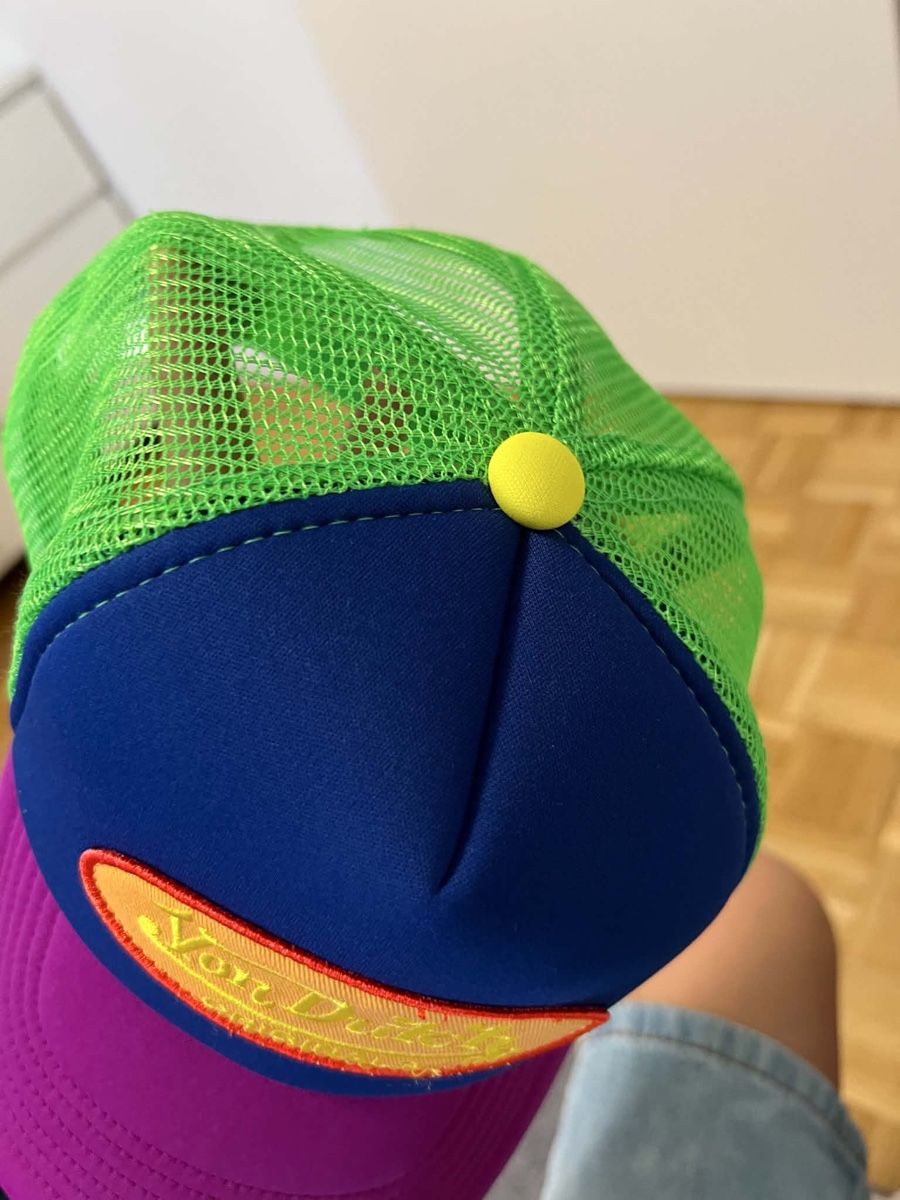 Sonstige Kleidung & Accessoires: Cape 🧢  – Gebraucht aus Bassersdorf von Elekes 5