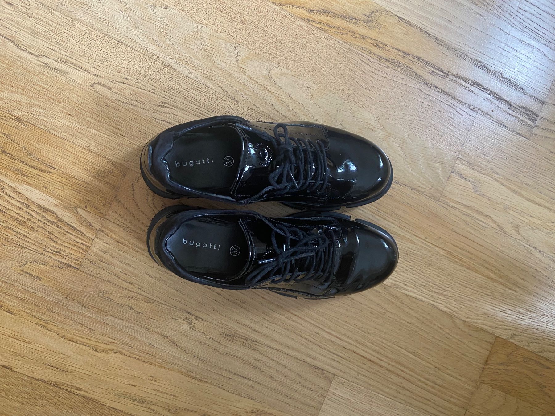 Bugatti Scarpe da donna: Elegant Bugatti Shoes, Size 37 - Excellent condition – Usato da Zürich venduto da mon_wz9g