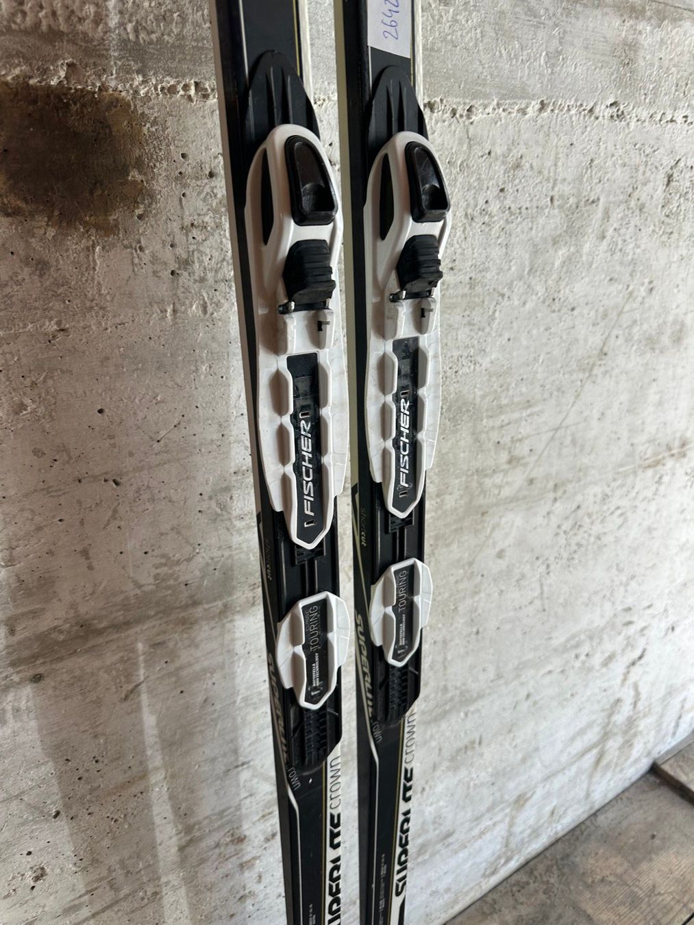Fischer Sci: Fischer Klassisch Langlaufski 177CM – Usato da Emmenbrücke venduto da karkarkar 1