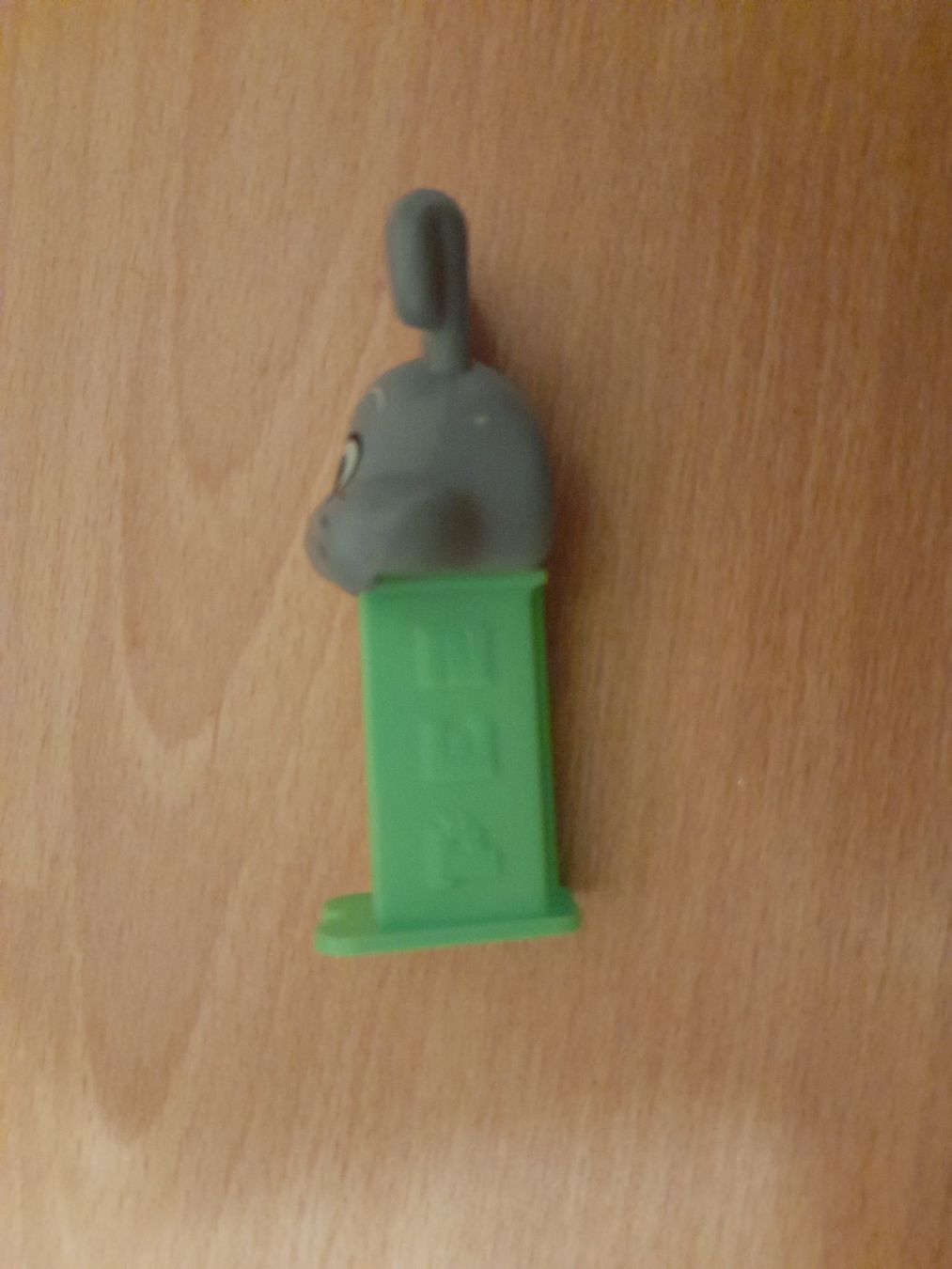 Pez Statuette: PEZ Spender Hase Klein – Usato da Lustmühle venduto da chevi03 1