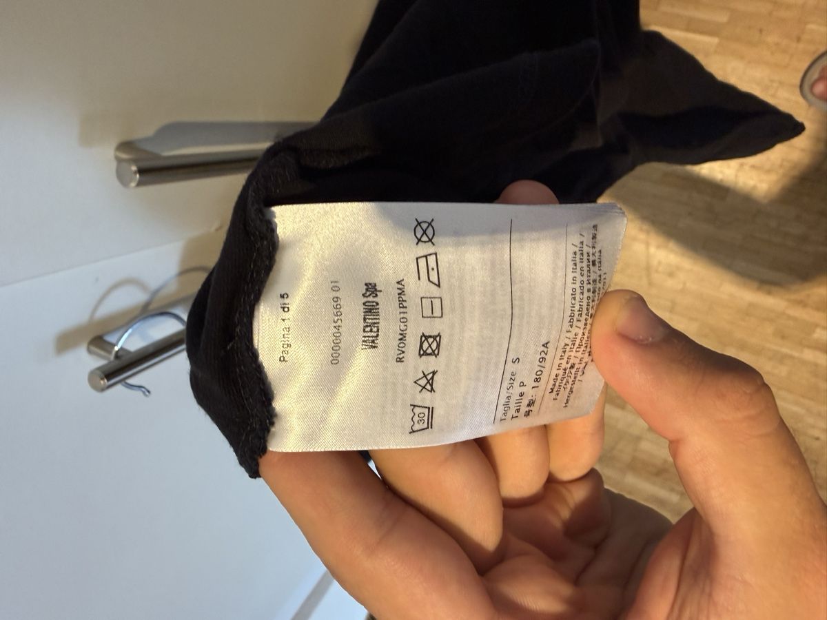 Valentino T-Shirts: Valentino Garavani Tee Shirt – Gebraucht aus Genève von SG_73 2