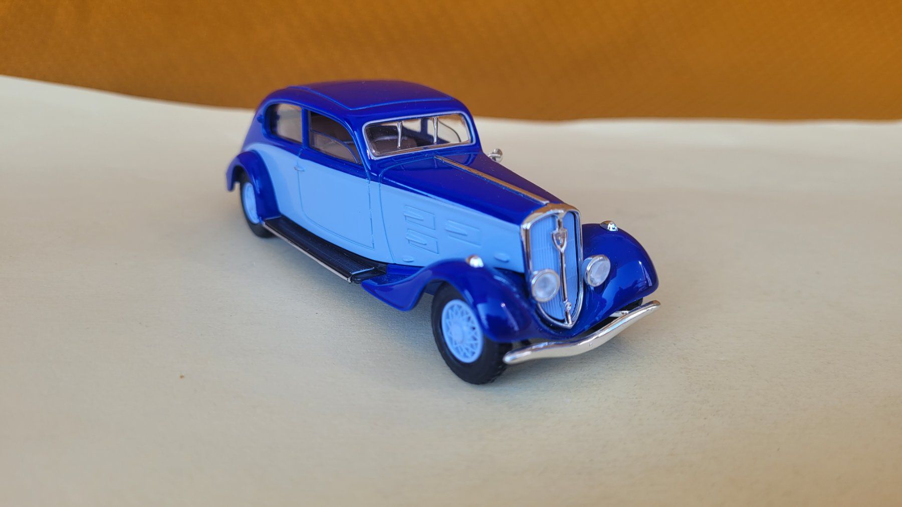 Peugeot Modellautos: Peugeot 601 - Solido, 1:43 – Gebraucht aus Domdidier von Bimbo57 1