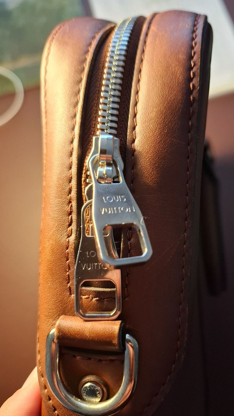 Louis Vuitton Valigie & Borse: Louis Vuitton Aktentasche Top Zustand – Usato da Bern venduto da NiklausN 4