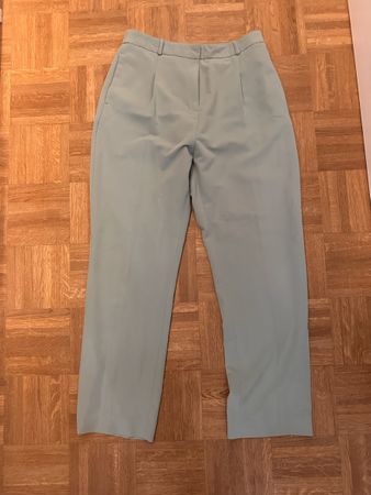WE Hose, hellgrün, Grösse 40, Sommer-Look, Top Zustand!