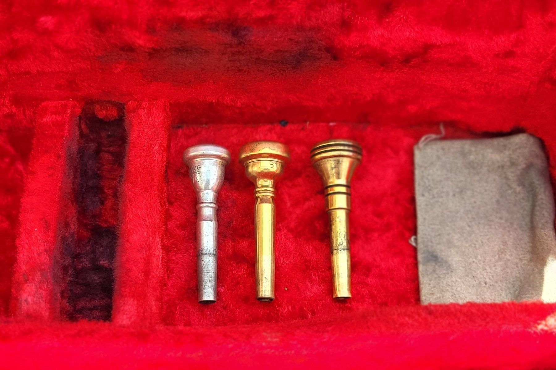 Strumenti musicali: Trompete EMO – Usato da Oberwil BL venduto da Mazdaxedos9 4