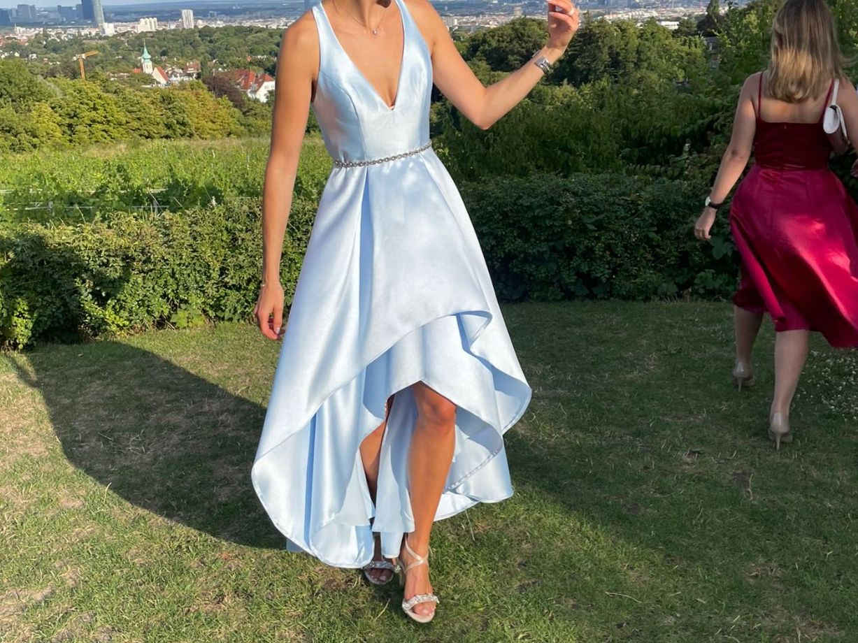 Vestiti: Elegantes blaues Kleid – Usato da Zürich venduto da Doriga