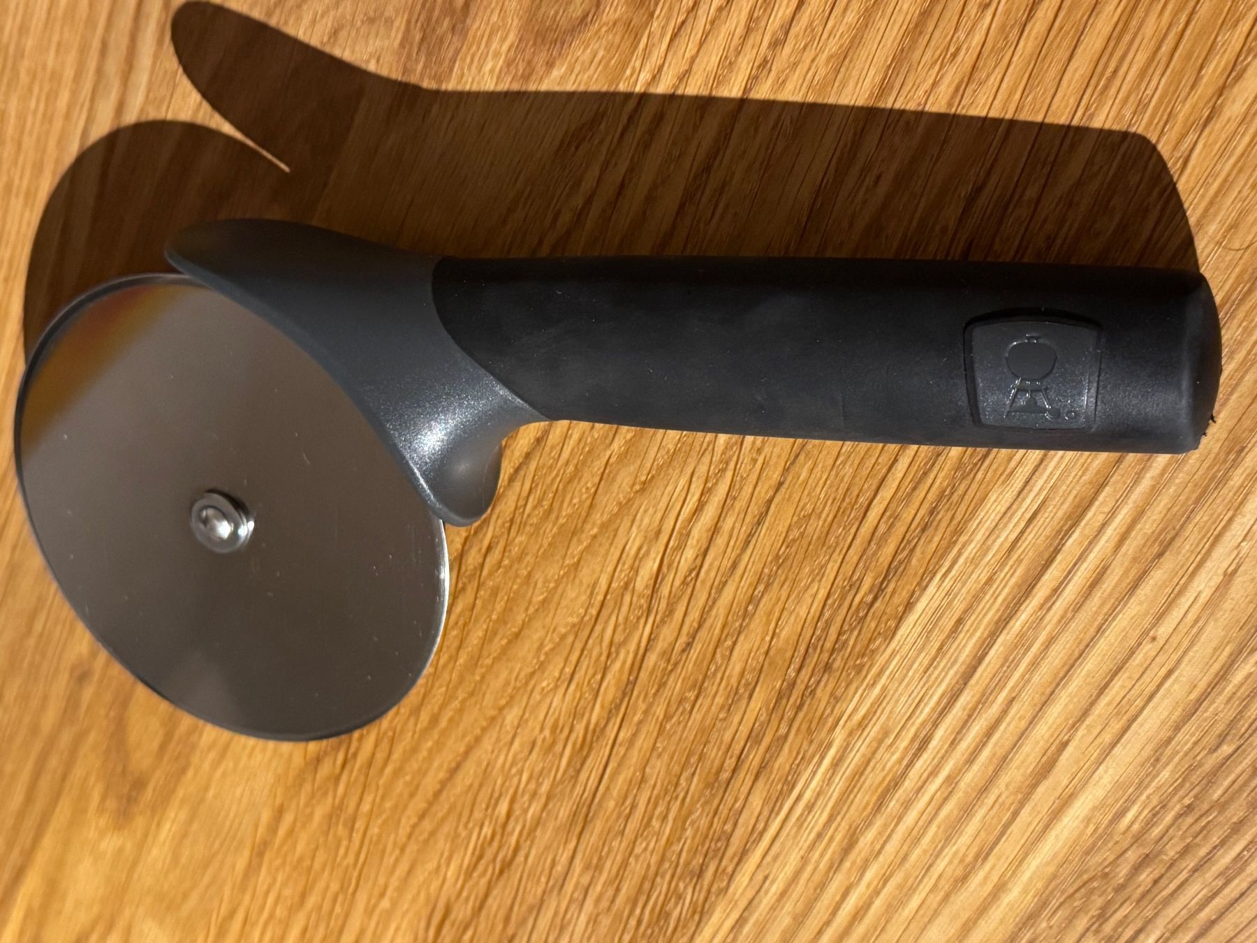 Weber Elettrodomestici da cucina: Weber Pizzaschneider – Usato da Thun venduto da Dvddealer 1