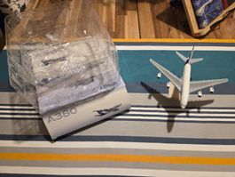 Flugzeug Modell Airbus A380 Massstab 1:400