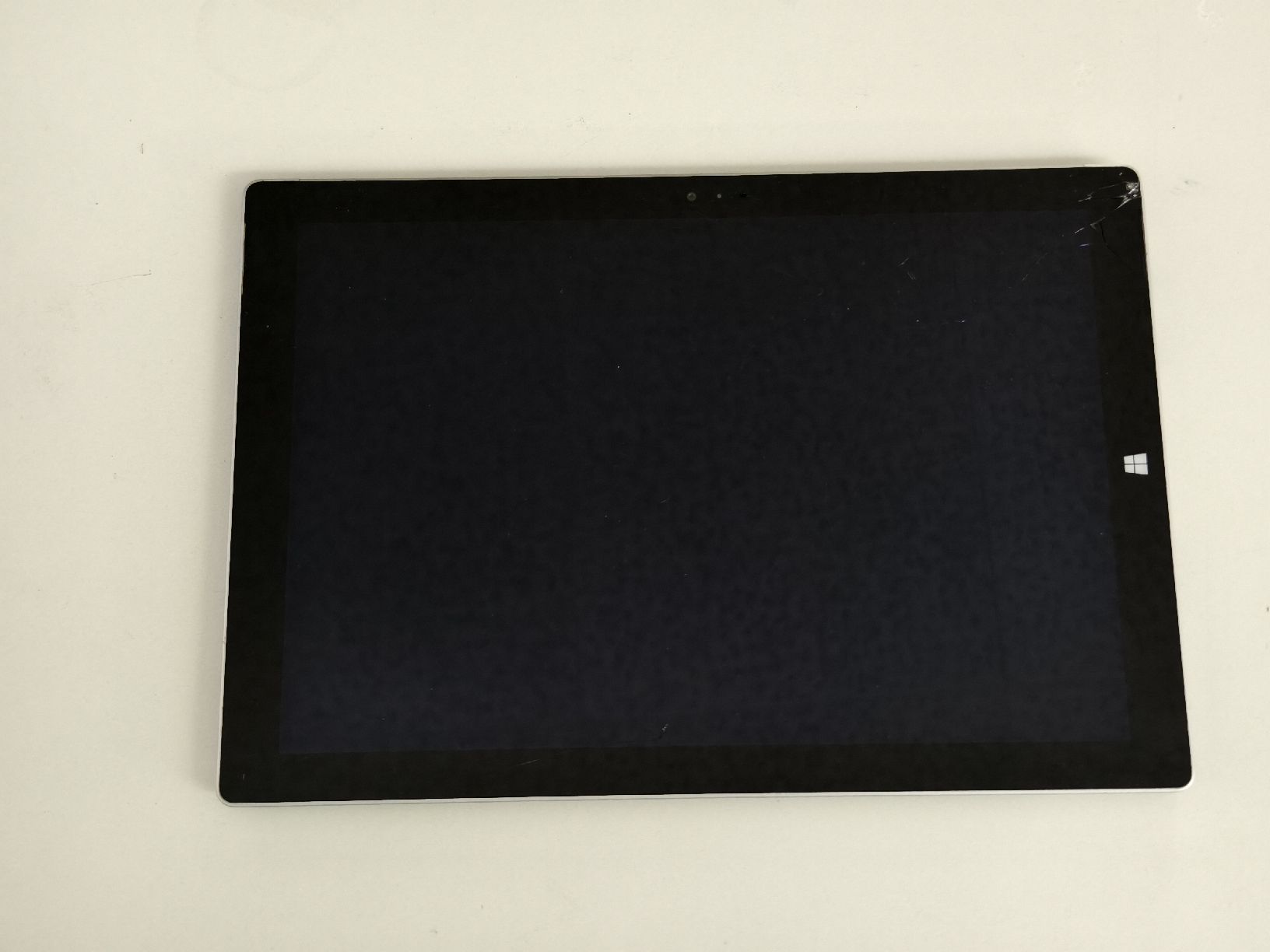 Microsoft Tablet PC: Surface Pro 3 256Go Windows 11 – Difettoso da Bournens venduto da Ph0en1x 5